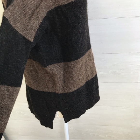 {Vince.} Brown striped slouchy sweater, XS - Picture 3 of 7